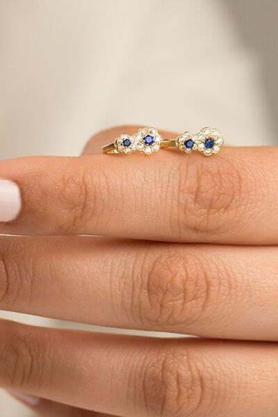 Çgk Çiğdem Gürel Kuyumculuk Mavi Papatya Çocuk Küpesi