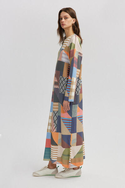 Touché Privé ΜΑΚΡΥ ΠΛΕΚΤΟ ΦΟΡΕΜΑ ΜΕ ΣΧΕΔΙΟ PATCHWORK