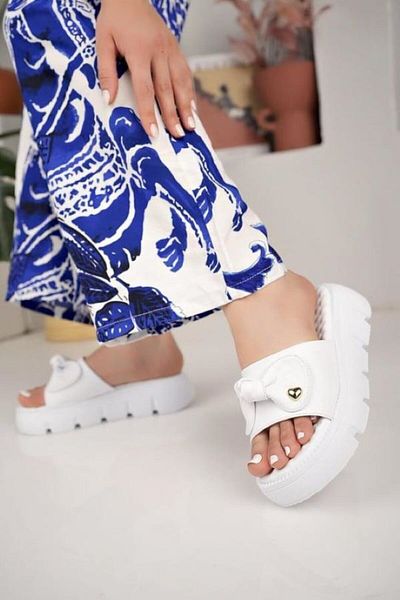 Demashoes Luxury White Women's Slippers - Massage Sole, Comfortable Long Use, Special Sole