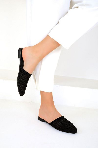 SOHO Women's Black Slippers - 19320 Model