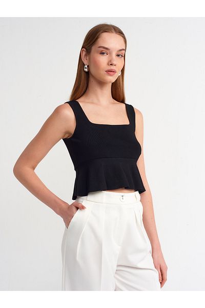 Dilvin 10522 Tricotaj cu volan cu guler pătrat - negru