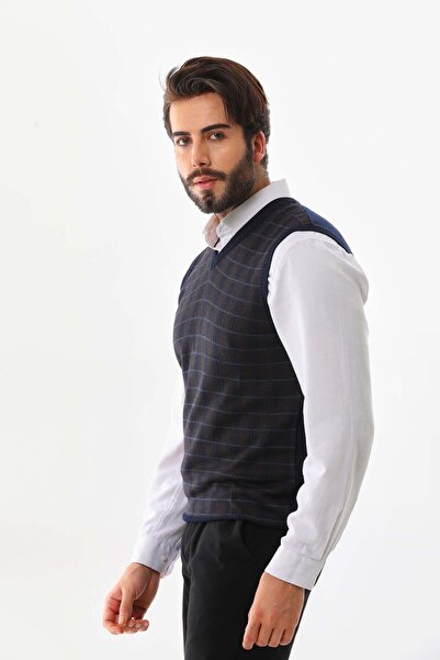 Pelikan Men's V-Neck Wool Sweater 4P13 Navy Blue