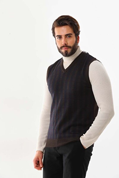 Pelikan Men's V-Neck Wool Sweater 4P13 Brown