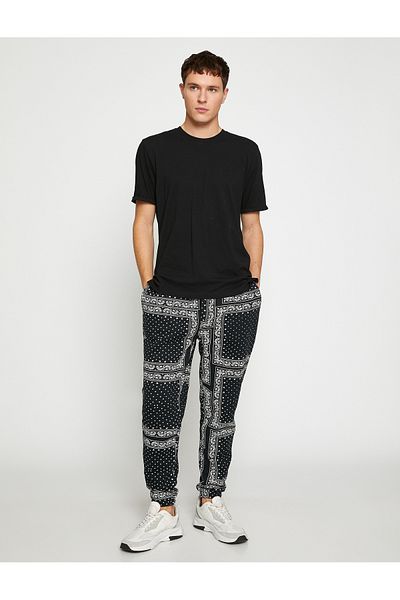 Koton Jogger Sweatpants με φλοράλ εμπριμέ δαντέλα στη μέση