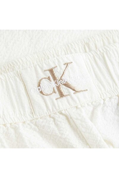 Calvin Klein Kadın Seerscuker Relaxed Şort