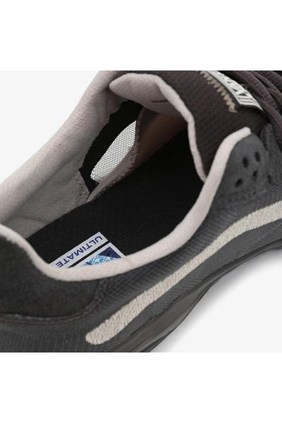 Vans UA EVDNT UltimateWaffle - Croială dreaptă