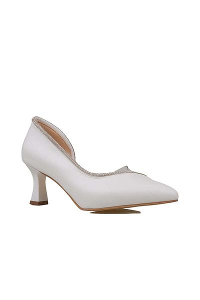 Trend Adımlar White Stone Embroidered Women's Classic Shoes with Transparent Sides