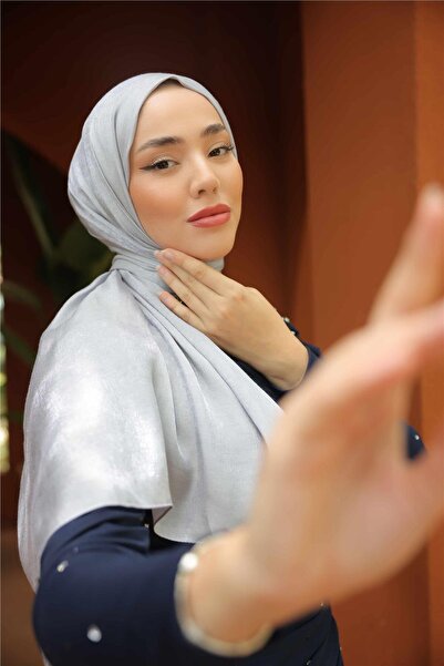 Silk Home Twinkle Shawl Model 50001-03