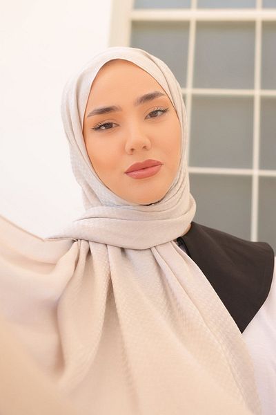 Silk Home 50003-13 Model Twinkle Shawl