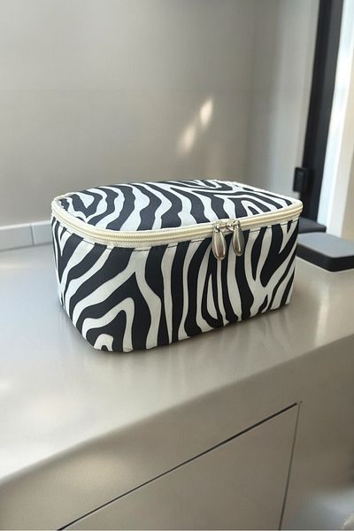 AGOÇANTA Zebra Patterned Black Makeup and Cosmetic Bag