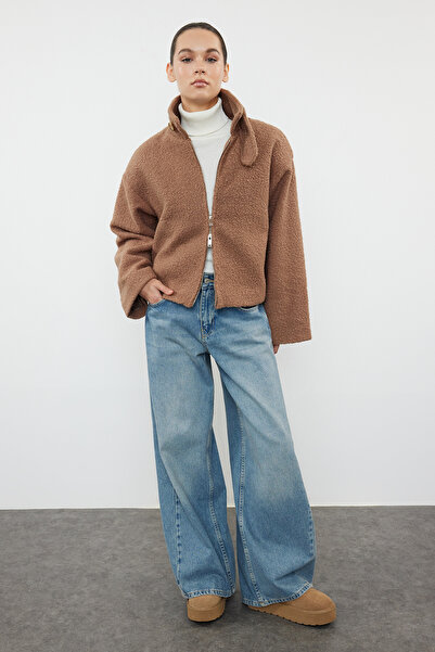 Trendyol Collection Tenká bunda Mink Collar Boucle - TWOAW25MO00086