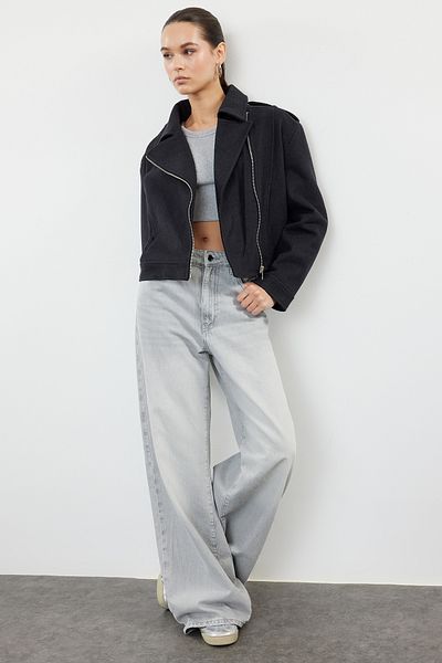 Trendyol Collection Antracitová značka Crop Biker Slim Jacket Coat TWOAW25MO00128