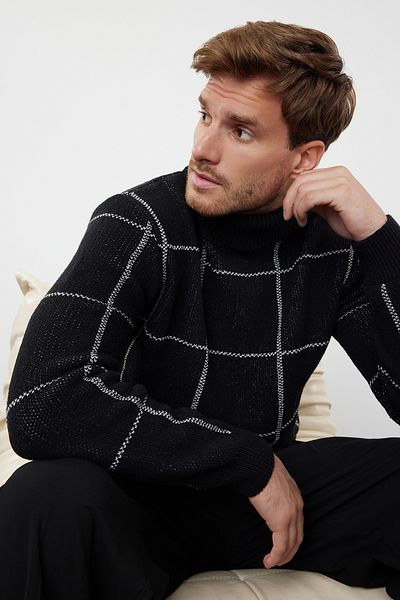 Trendyol Collection Rollkragenpullover in Schwarz – Slim Fit, Wollkaro TMNAW21KZ0398