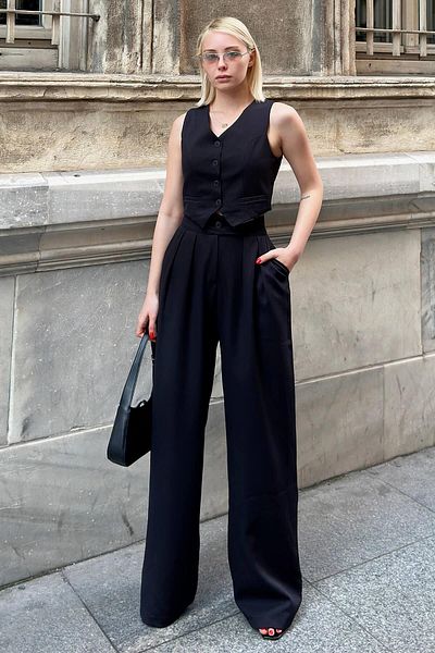 Swist Black Neek Buttoned Vest-Pleated Palazzo Trousers Women's Bottom-Top Set