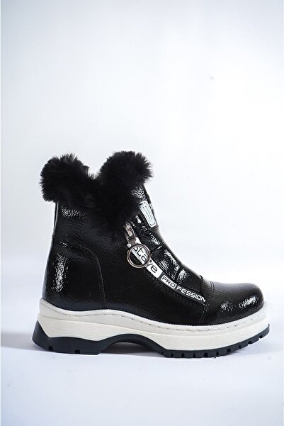 Demashoes Kız Çocuk Siyah Cilt Kürk Detaylı Kaymaz Taban Hafif Bot