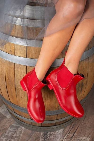 Demashoes Red Elastic Flat Short Rain Boots