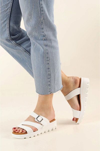 Demashoes Women's White Fuspet Sole Buckle Slippers
