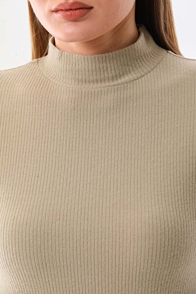 Sistas Women's Half Sleeve Half Turtleneck Blouse 20623 Beige