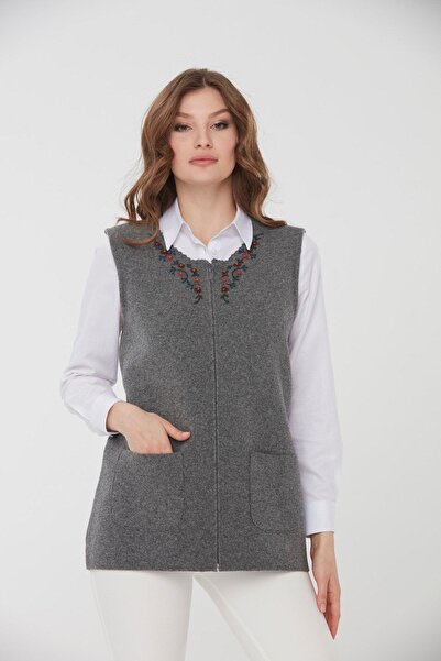 Desen Triko Women's Crew Neck Daisy Embroidered Wool Vest 0242190 Smoked