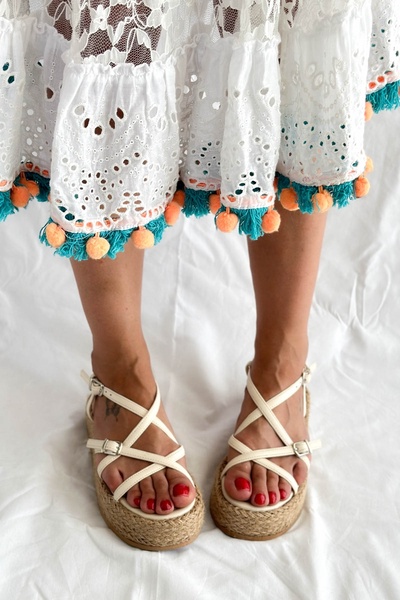 Shoebutik Alexandra Beige Leather - Straw High-Sole Sandals