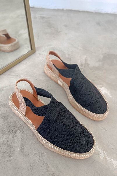 Shoebutik Claudia Чорні жіночі сандалі з плетеною підошвою