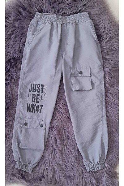 ÇOCUK GİYİM MERKEZİ Gray Trousers Made of Parachute Fabric