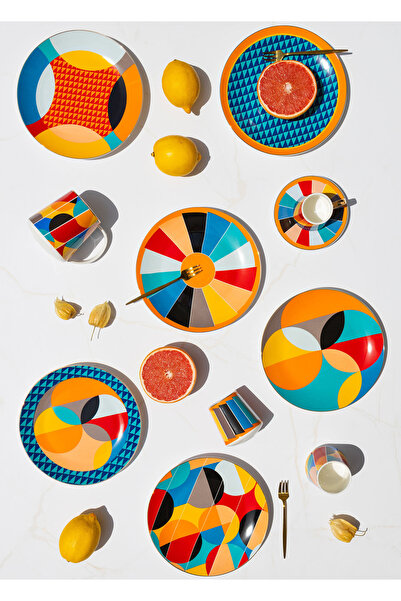 The Mia Shapes Pastry Plate for 6 People