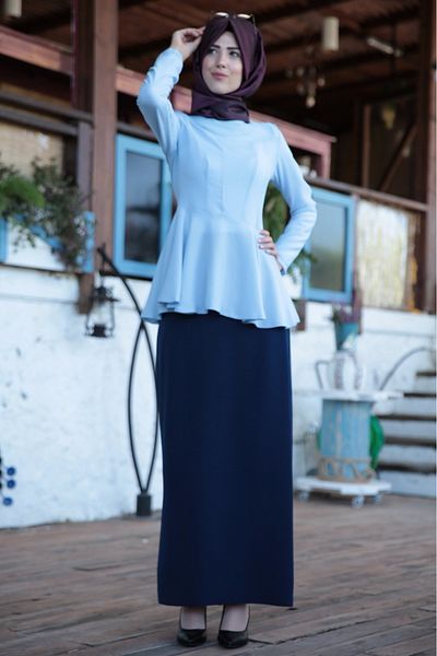 Prive Crepe Pencil Skirt