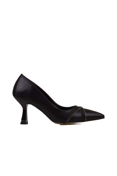 Trend Adımlar Women's Classic Black Cross Stone Shoes