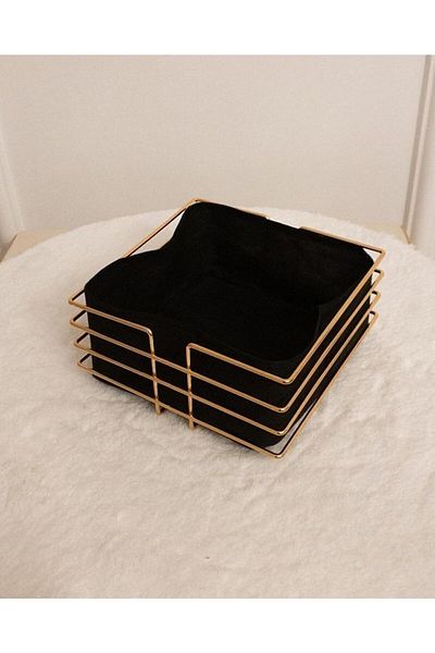 GELİNHOMES Square Gold Metal Bread Holder