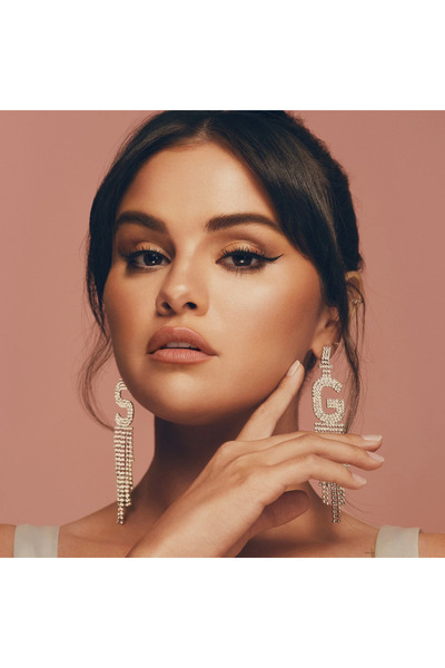 Rare Beauty Positive Light Silky Touch Highlighter