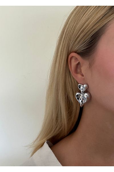 KİLİGİSTANBUL 4 cm Wide Heart Earring Set of 2