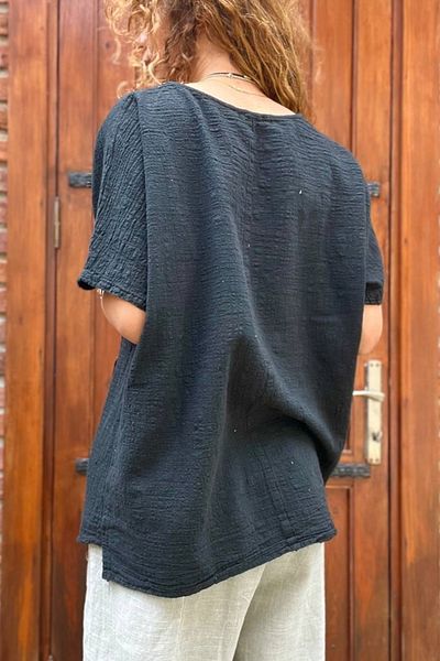 Güneşkızı Women's Black Asymmetrical Cut Button Detailed Single Pocket Linen Look Loose Blouse RSD1232