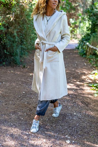 Güneşkızı Ecru Self-Gürtel Kapuzen-Casual-Kaşe-Mantel für Damen Bst3269