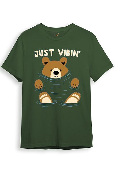 WİDİ Just Vibin Cute Teddy Bear με στάμπα κανονική εφαρμογή 100% βαμβακερό μπλουζάκι χακί
