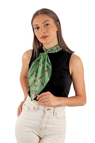 Bursa İpek Grass Green Almond Flower - Silk Handkerchief
