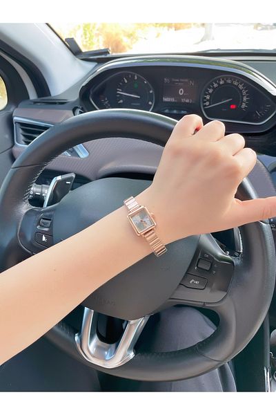 Bimodabu Quartz Women's Wristwatch - Minimal Roman Numeral