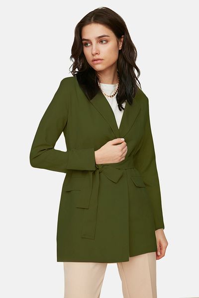 Trendyol Modest Khaki Belted Pocket Detaillierte Blazer-Webjacke TCTAW22CK0031