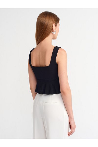Dilvin 10522 Tricotaj cu volan cu guler pătrat - negru