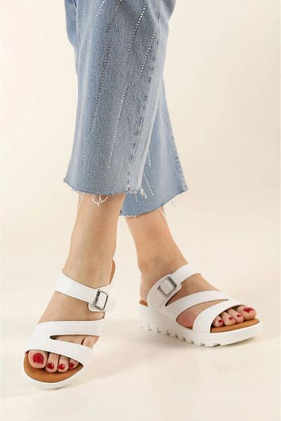 Demashoes Women's White Fuspet Sole Buckle Slippers