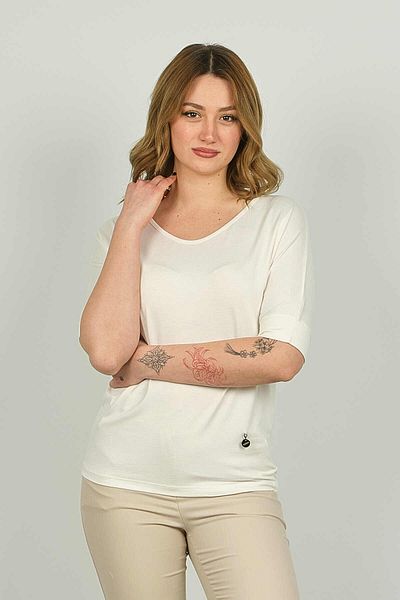 Sistas Women's Crew Neck Half Sleeve Blouse 19101 Ecru