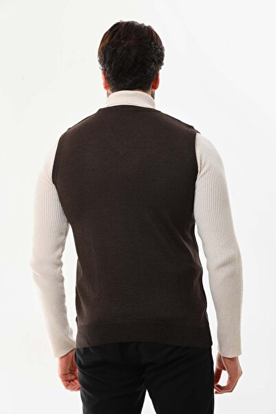 Pelikan Men's V-Neck Wool Sweater 4P13 Brown