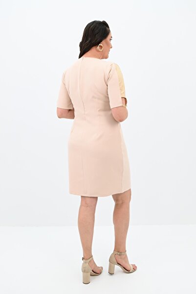 Koza Butik Γυναικείο φόρεμα σε μεγάλο μέγεθος - Λεπτομέρεια με κοντό μανίκι και πέτο 5213-24