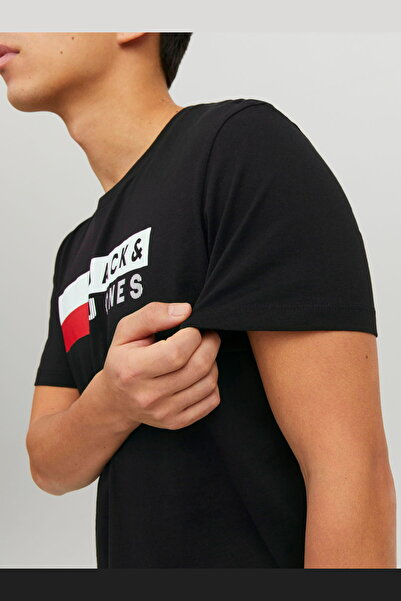 Jack & Jones تي شيرت رجالي أسود مطبوع برقبة دائرية من Jack&jones Corp Ss