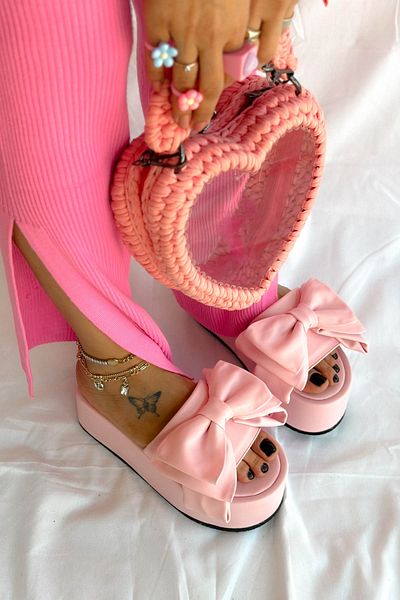 Shoebutik Παντόφλες Nunu Platform - Δέρμα σε σκόνη και λεπτομέρεια κορδέλας