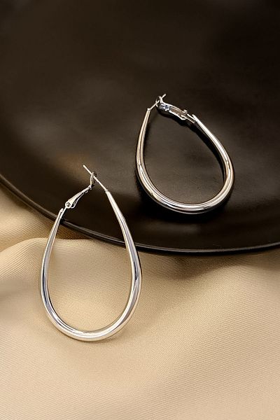 COSİTA Silver Colored Water Drop Minimal Design - Thick Filled Earrings