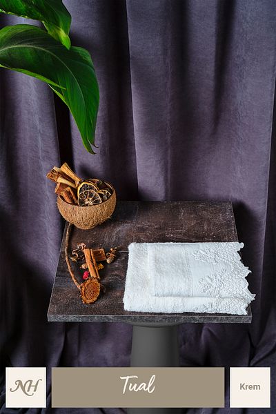 Nazik Home Πετσέτα χεριών με κεντημένη τούλι (30 X 50 cm)