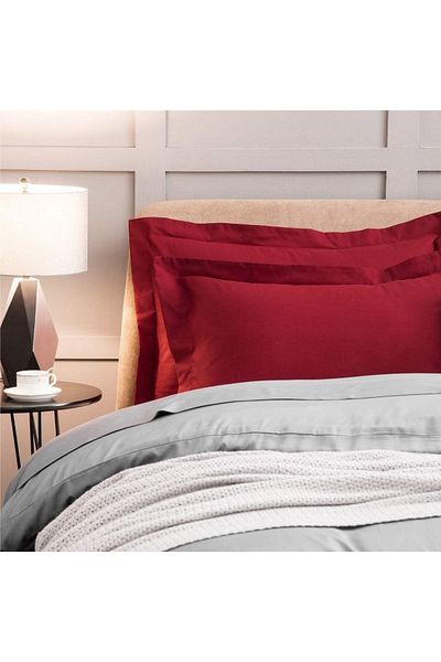EVYA Soft Textured Skin Friendly 100% Cotton Burgundy Flounce Edge Pillow Case 50X70 cm 2 Pieces Decorative