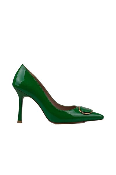 Trend Adımlar Yeşil Glamourize Rugan Aksesuarlı Stiletto
