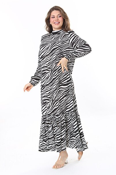 Şans Μαύρο μακρυμάνικο φόρεμα σε μεγάλο μέγεθος με φούστα με στρώσεις - 65N37968